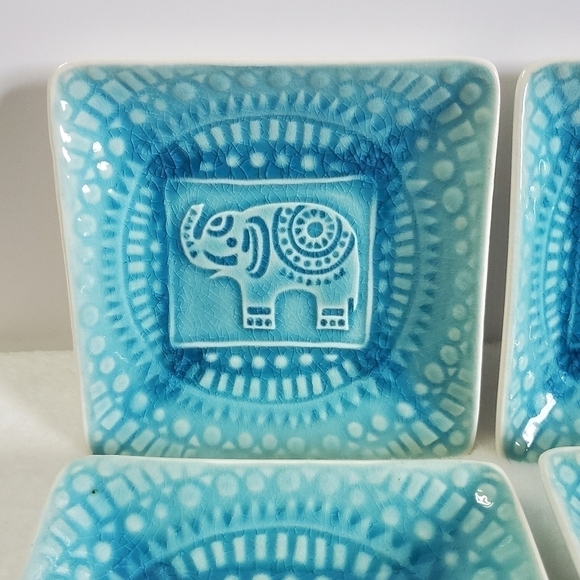ROSCHER Blue African Elephant Jungle 6" Square Stoneware Plates Set of 4 - Picture 4 of 9
